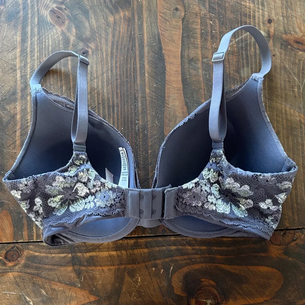 Victorias Secret Floral Lace Underwire bra